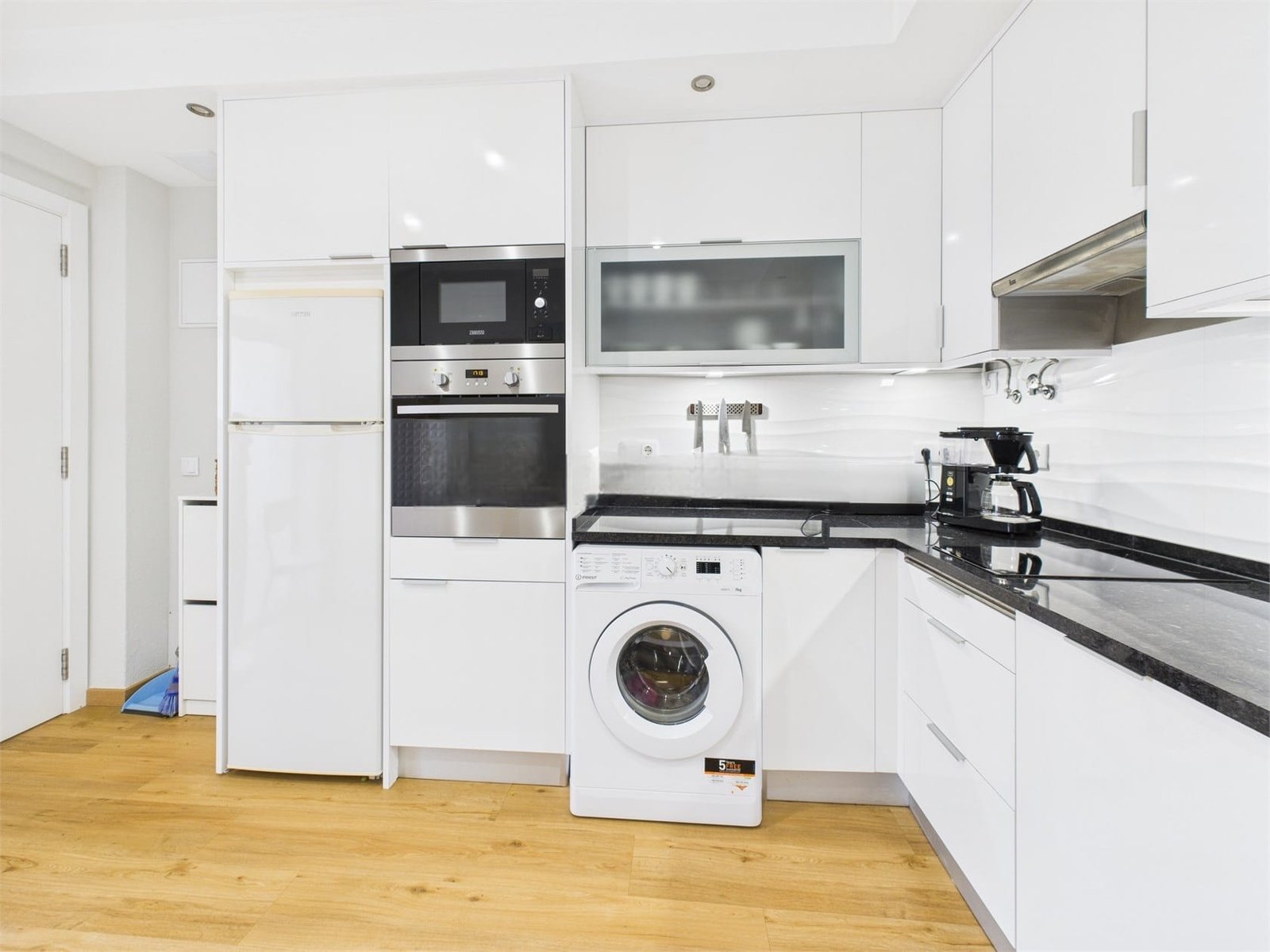 WhatsApp Image 2025-10-18 at 10.22.33 (3)