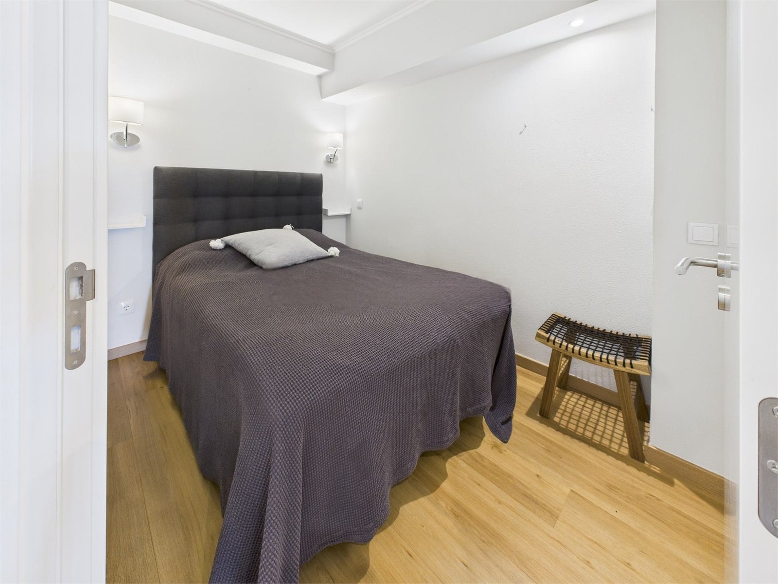 WhatsApp Image 2025-10-18 at 10.22.33 (7)